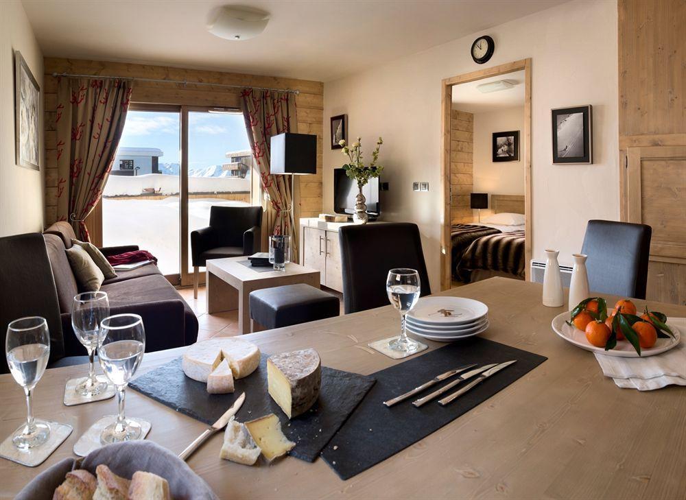 Cgh Residences & Spas Le Cristal De L'Alpe Alpe d'Huez ภายนอก รูปภาพ