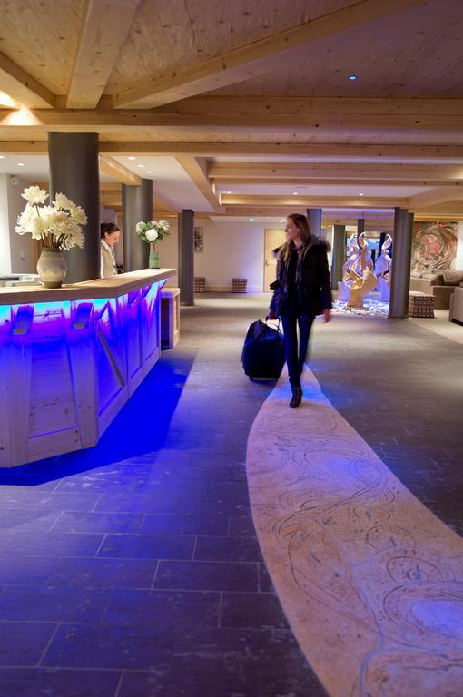 Cgh Residences & Spas Le Cristal De L'Alpe Alpe d'Huez ภายนอก รูปภาพ