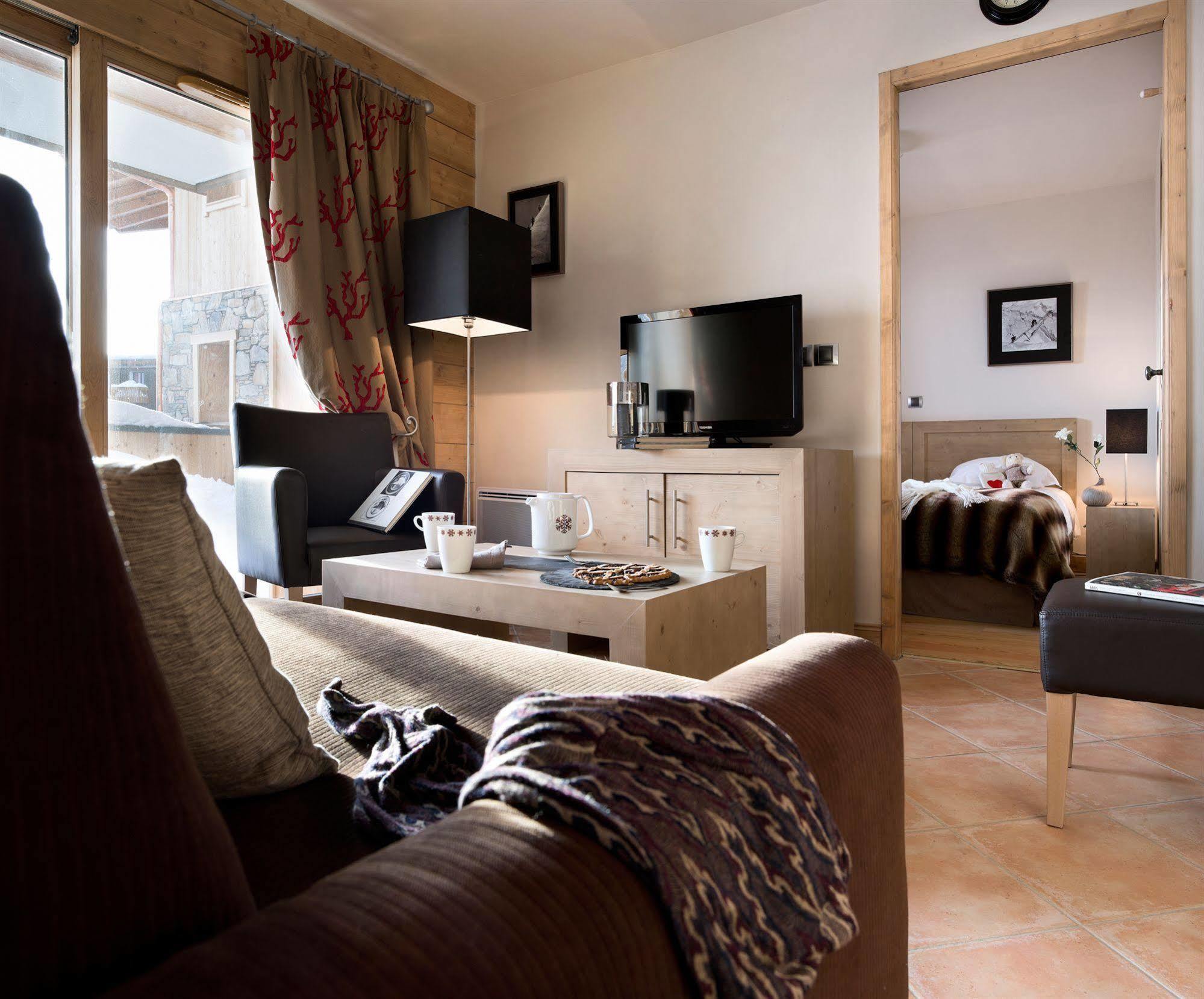 Cgh Residences & Spas Le Cristal De L'Alpe Alpe d'Huez ภายนอก รูปภาพ
